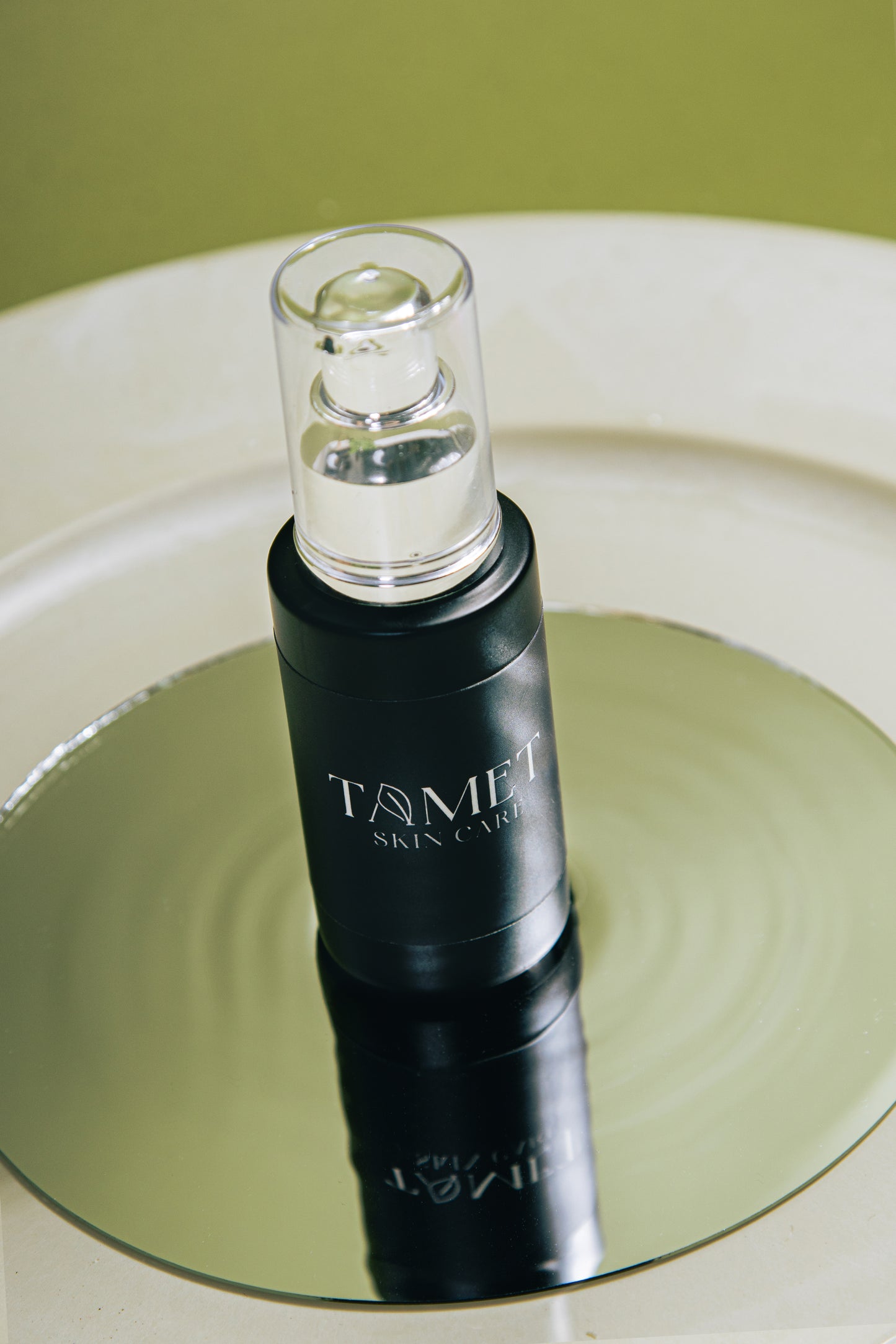 Contorno de Ojos en Crema